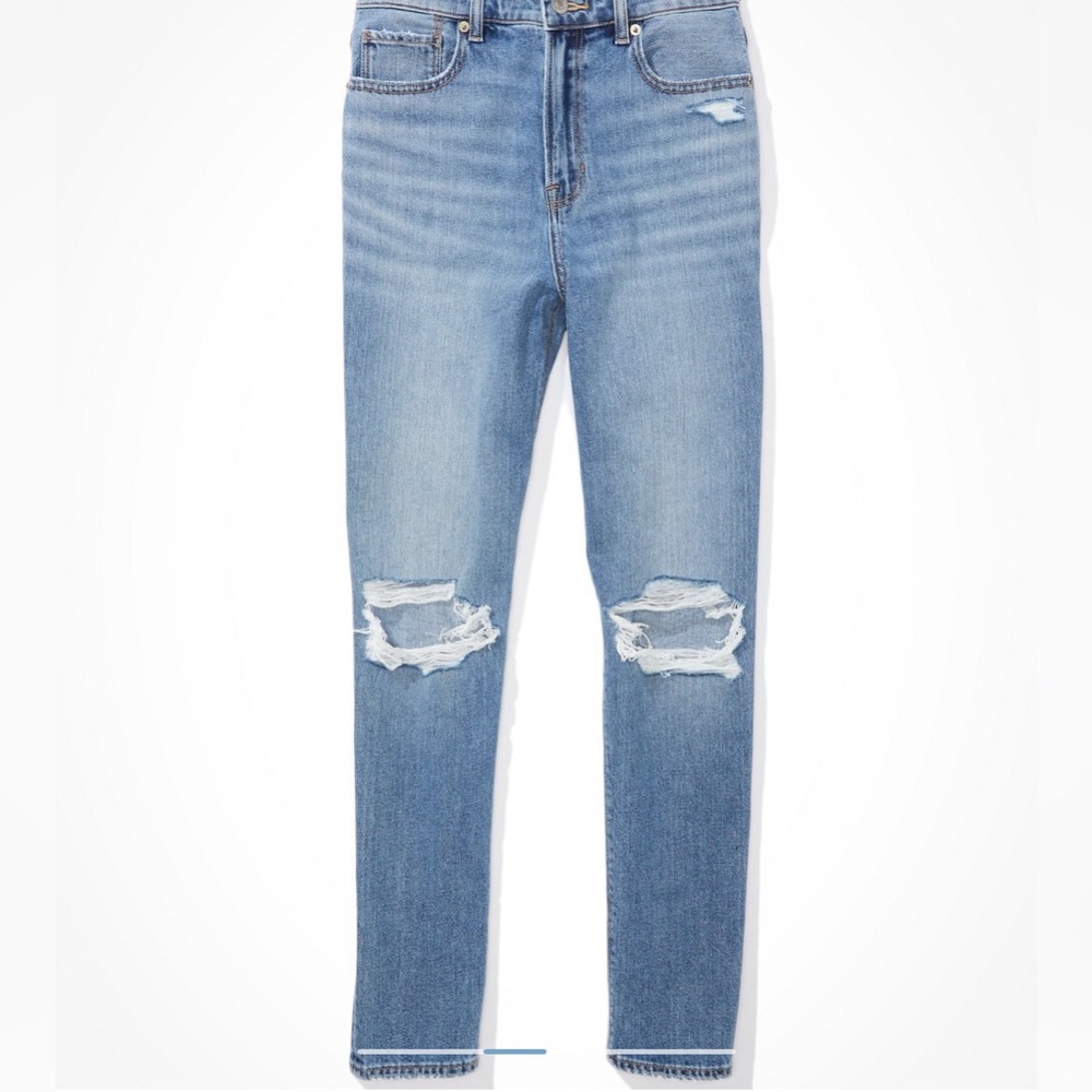 AE Ripped Mom Jean - Picture 3 of 10